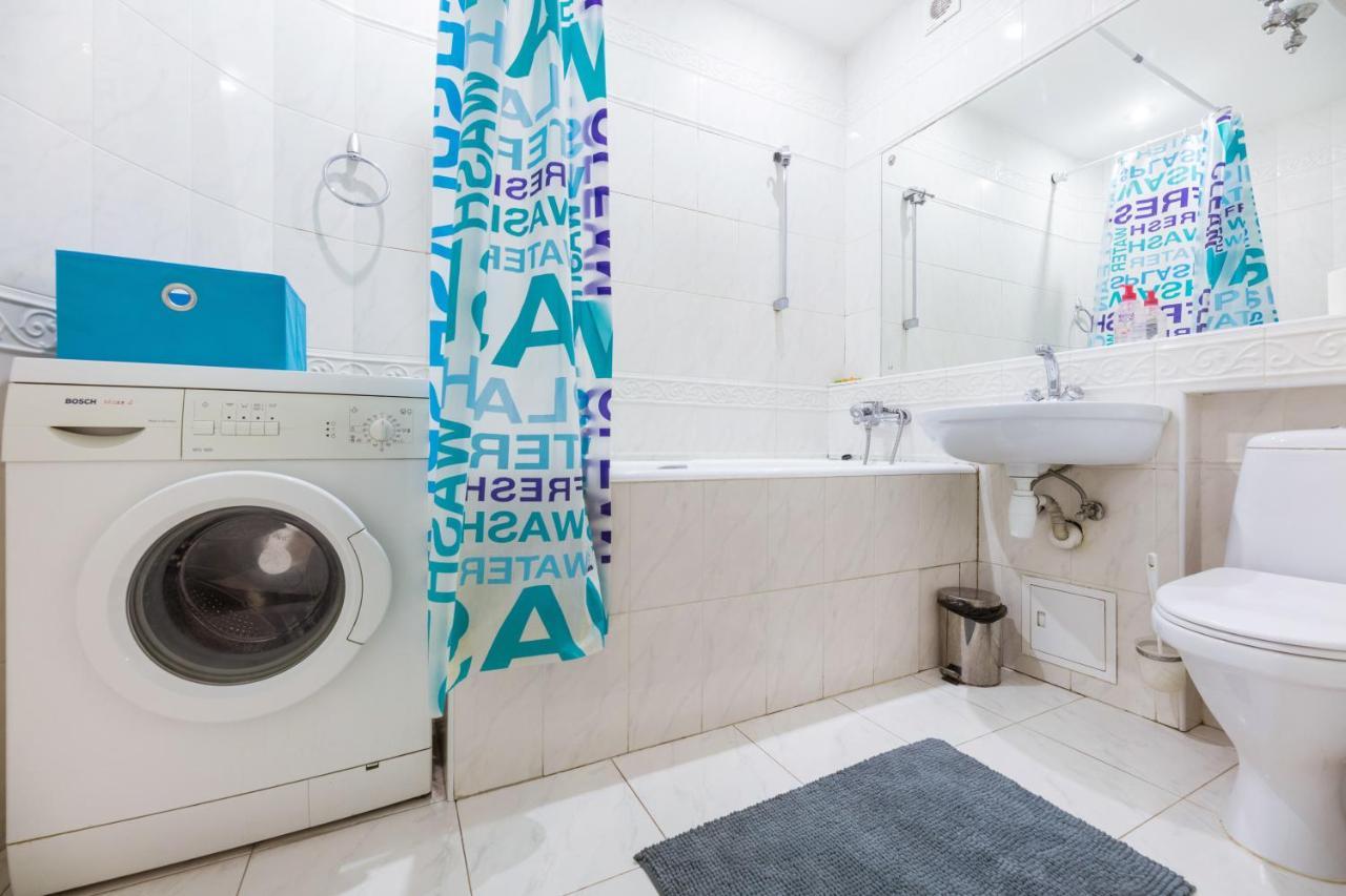 На Палаце Спорта Apartment Kyiv Exterior photo